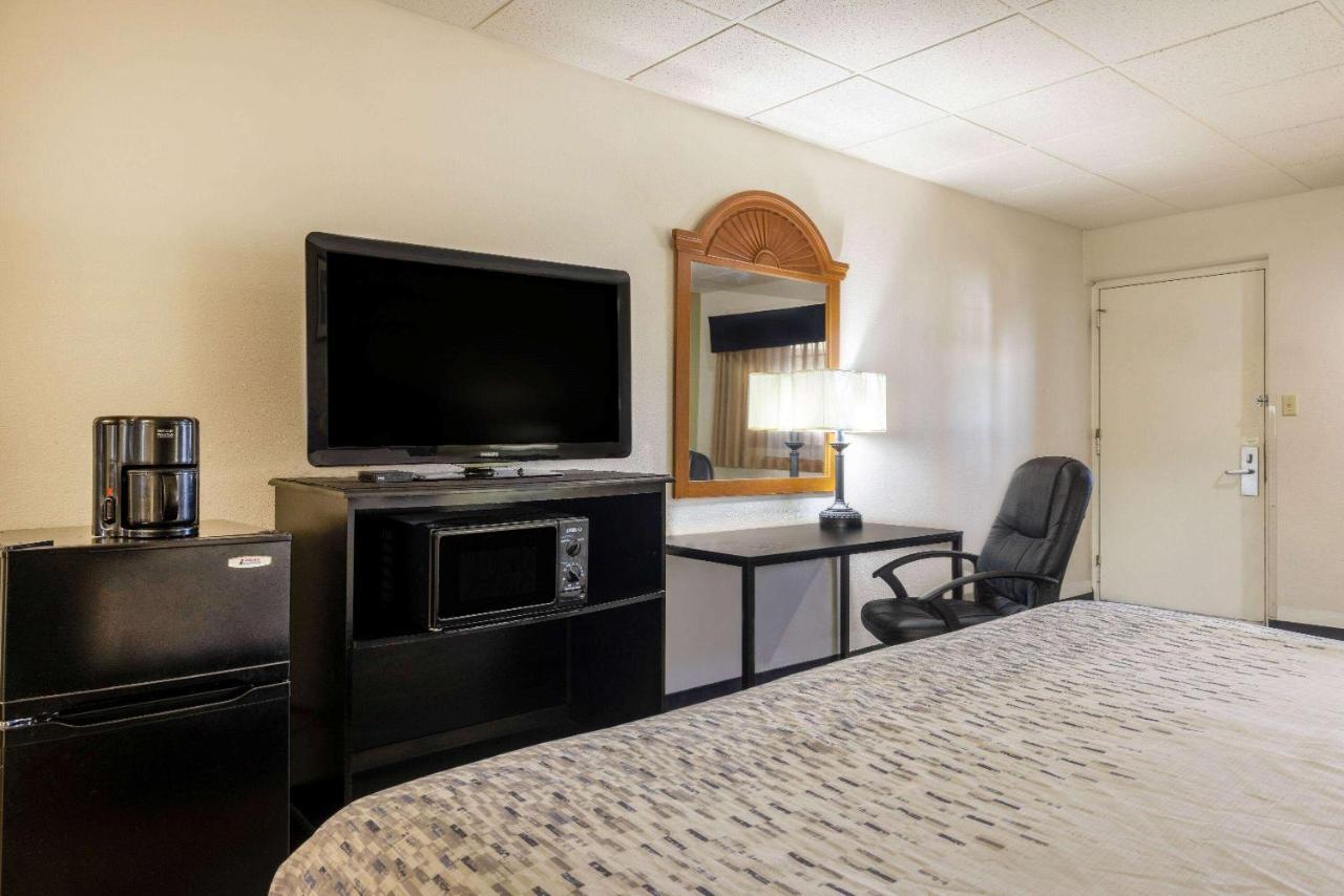 Motel Baymont By Wyndham El Dorado Extérieur photo