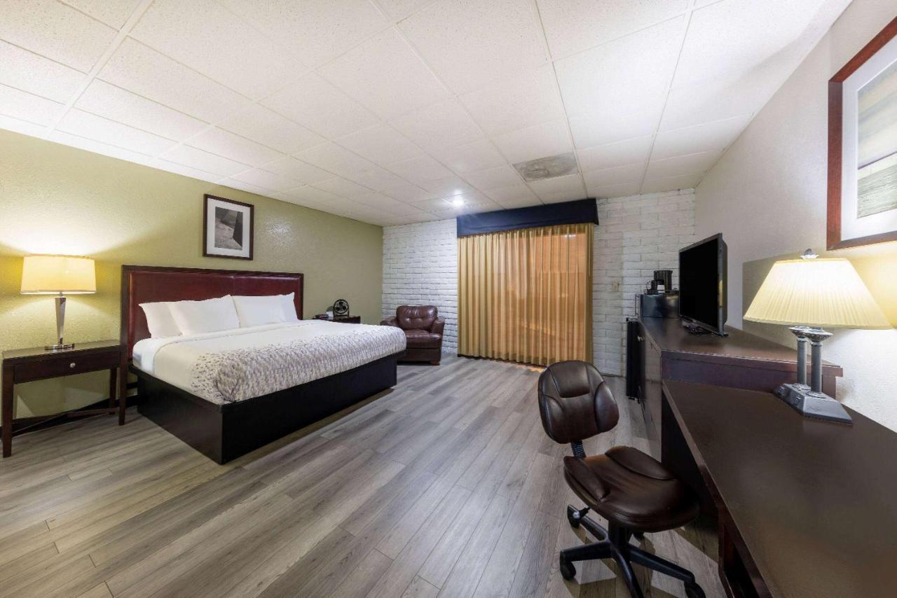 Motel Baymont By Wyndham El Dorado Extérieur photo